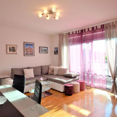 Apartment Pinezic - Roj117 By Interhome Rovinj Bagian luar foto