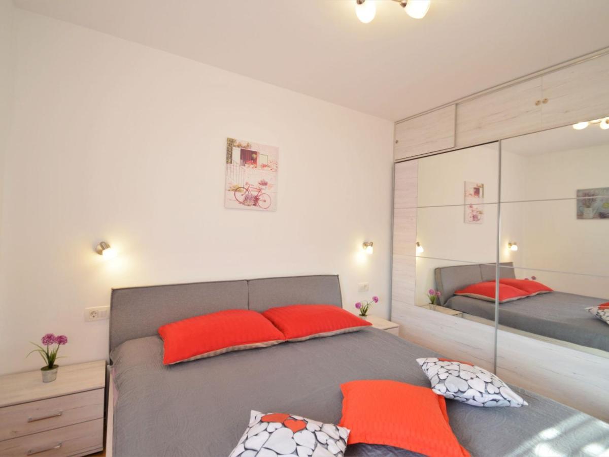 Apartment Pinezic - Roj117 By Interhome Rovinj Bagian luar foto